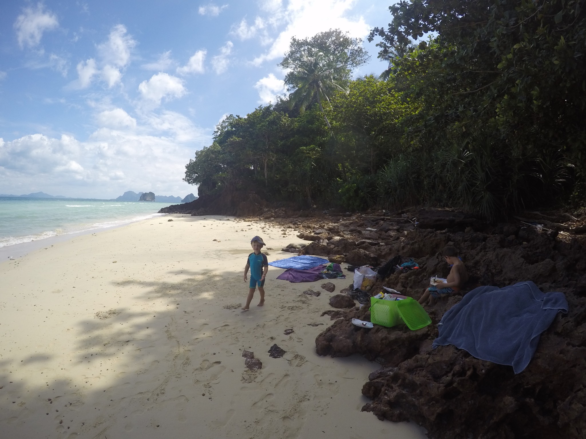 Koh Ngai Island, Koh Lanta marine park