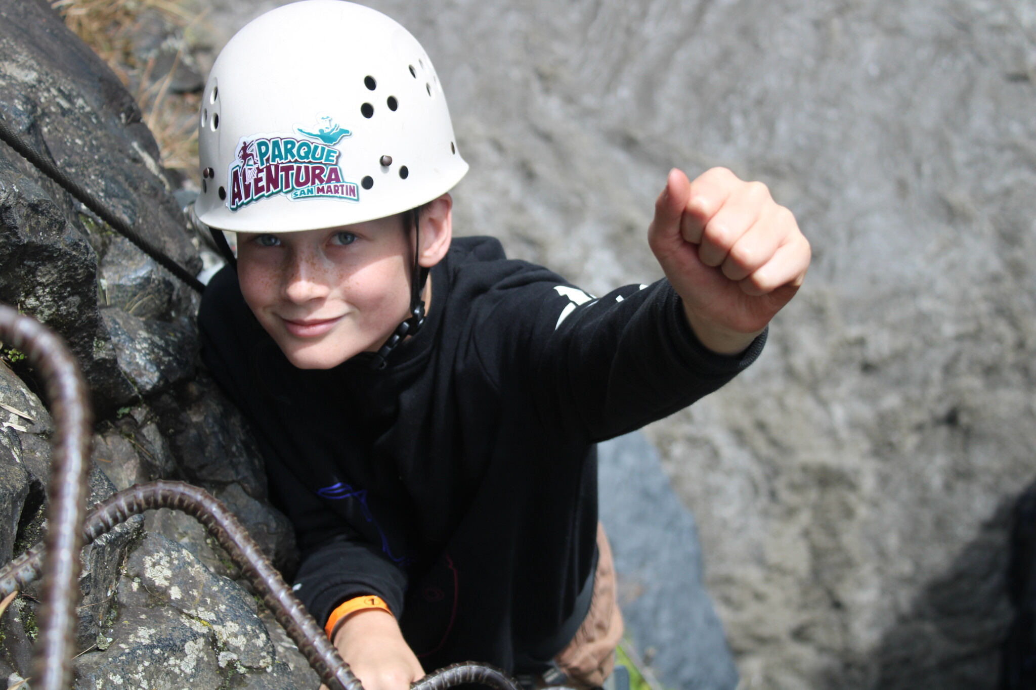Kayaking, rafting, canyoning, ziplines, hiking and horseback riding in Banos Agua Santa
